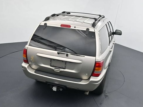 Used 2004 Jeep Grand Cherokee Limited w/ Trailer Tow Group IV AWD/4WD image 14