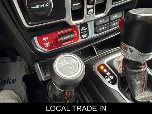 Used 2023 Jeep Gladiator Rubicon w/ LED Lighting Group AWD/4WD image 32