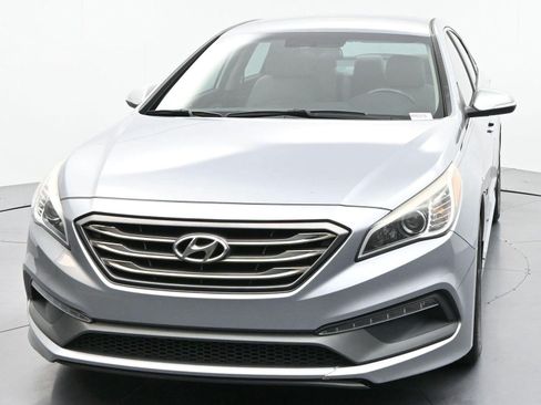 Used 2016 Hyundai Sonata Sport w/ Option Group 02 FWD image 2