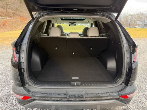 Certified 2022 Hyundai Tucson Limited w/ Winter Package image 26