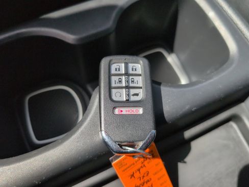 Certified 2024 Honda Odyssey EX-L image 20