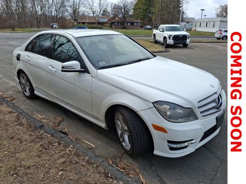 Used 2014 Mercedes-Benz C 300 4MATIC Sedan image 4