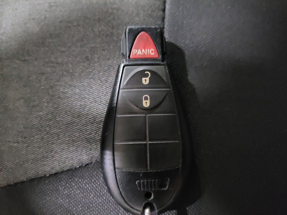 Used 2014 Jeep Cherokee Latitude AWD/4WD image 32