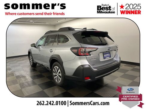 Certified 2025 Subaru Outback Premium image 4