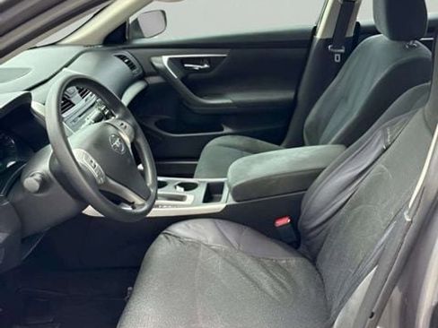 Used 2015 Nissan Altima 2.5 S w/ Sport Value Package FWD image 9
