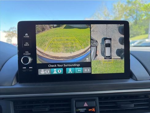 Used 2024 Honda Pilot Elite image 13