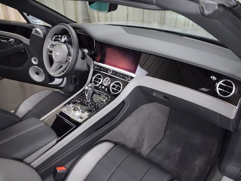 New 2024 Bentley Continental GT S image 27