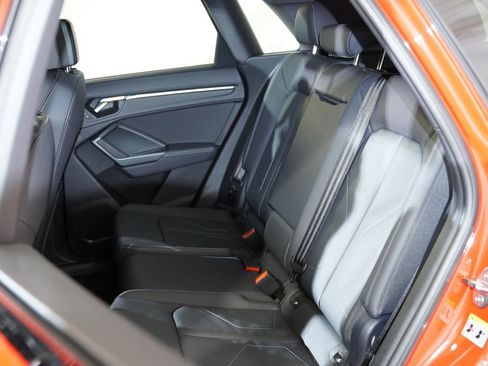 Certified 2025 Audi Q3 2.0T Premium w/ Convenience Package image 19