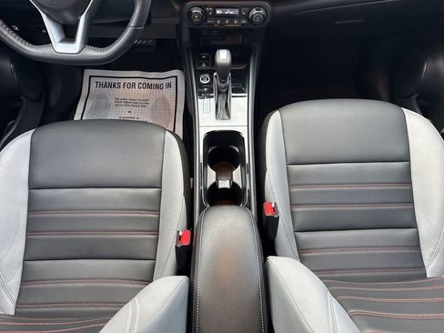 Used 2022 Nissan Kicks SR w/ Premium Package image 28