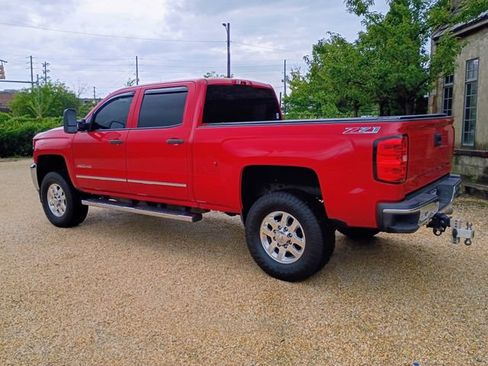 Used 2015 Chevrolet Silverado 2500 LT w/ Z71 Package, Off-Road AWD/4WD image 10