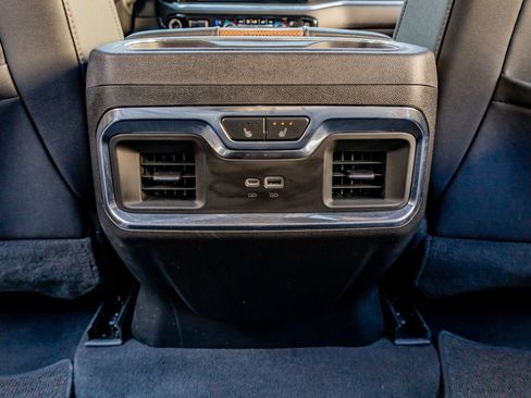 Used 2024 Chevrolet Silverado 3500 High Country w/ Technology Package image 31