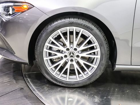 Used 2023 Mercedes-Benz CLA 250 image 9