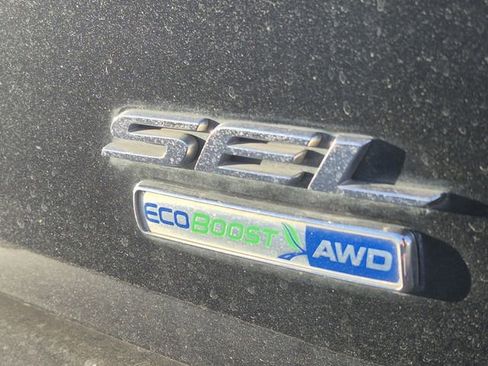 Used 2018 Ford Edge SEL w/ Equipment Group 201A AWD/4WD image 10