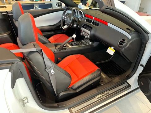 Used 2011 Chevrolet Camaro SS w/ RS Package image 29