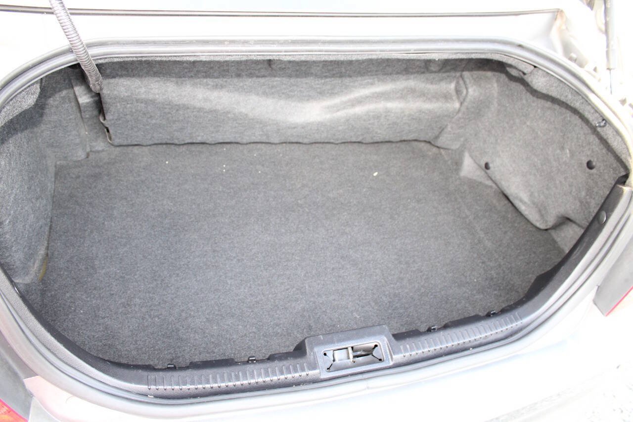 Used 2010 Ford Fusion Hybrid FWD image 23