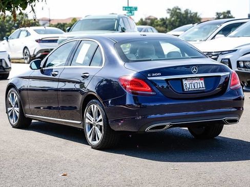 Used 2019 Mercedes-Benz C 300 Sedan image 2