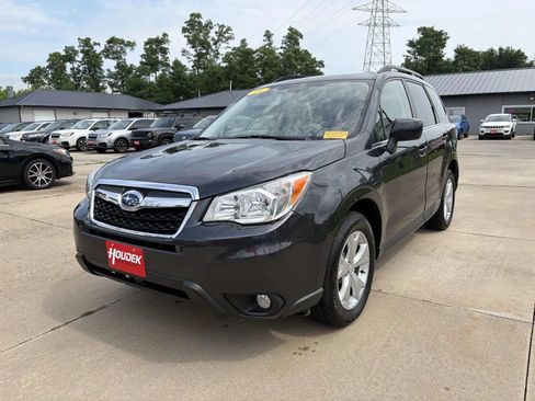 Used 2015 Subaru Forester 2.5i Limited AWD/4WD image 3