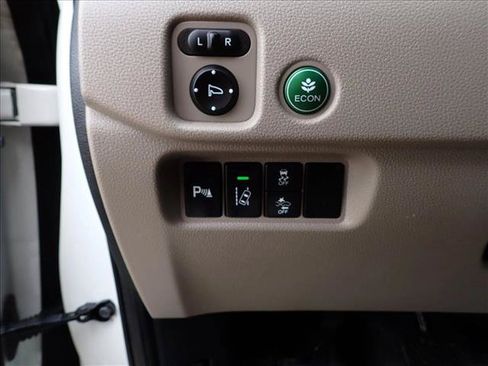 Used 2016 Honda Pilot Elite image 17