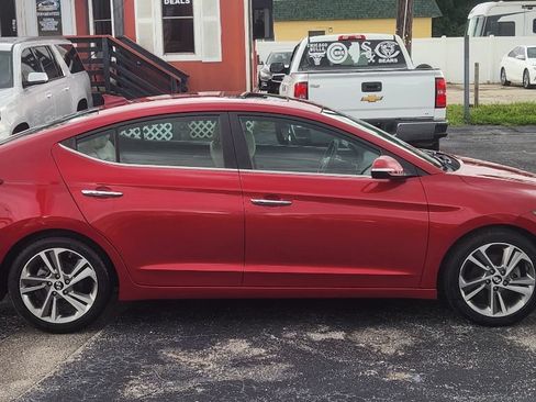 Used 2017 Hyundai Elantra Limited w/ Limited Ultimate Package 05 FWD image 7