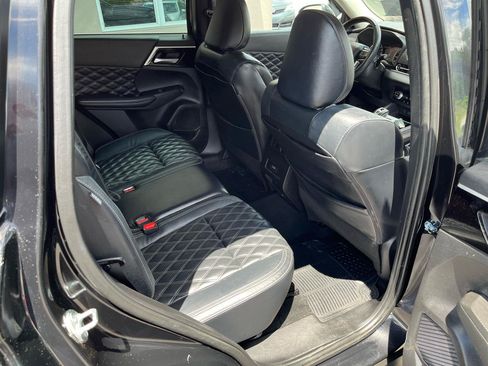 Used 2022 Mitsubishi Outlander SEL AWD/4WD image 32