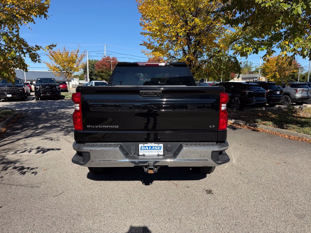 Used 2023 Chevrolet Silverado 1500 LT AWD/4WD image 4