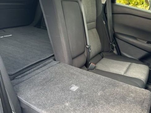 Used 2024 Nissan Rogue SV image 39