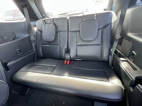 New 2026 Ford Explorer ST-Line image 15