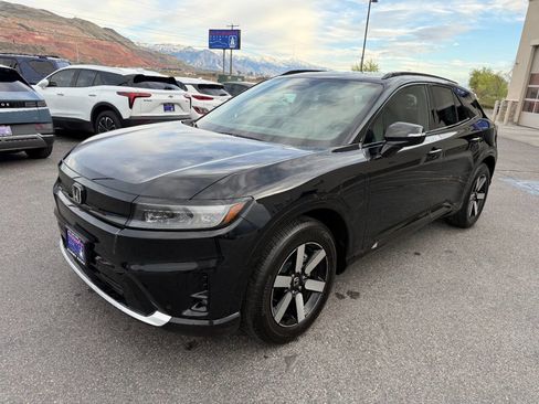 Used 2024 Honda Prologue Touring image 2