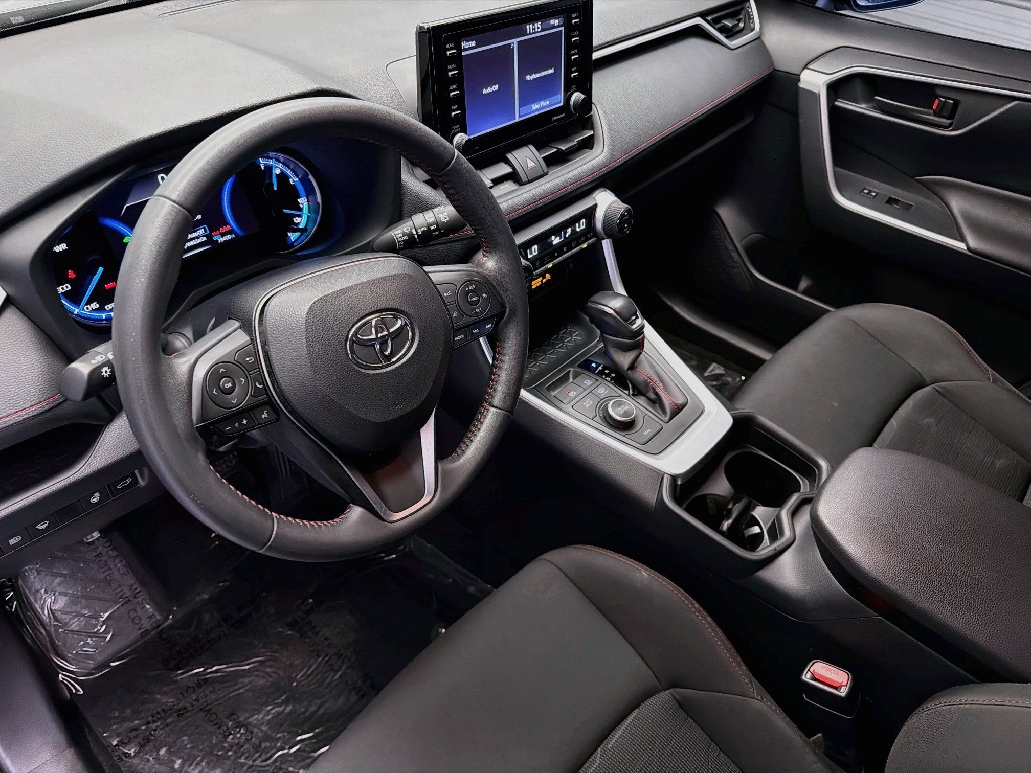 Used 2021 Toyota RAV4 SE w/ Weather & Moonroof Package AWD/4WD image 7