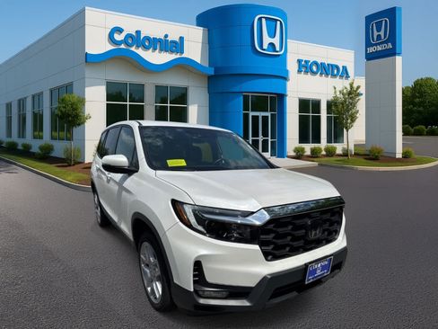 Used 2025 Honda Passport EX-L image 9