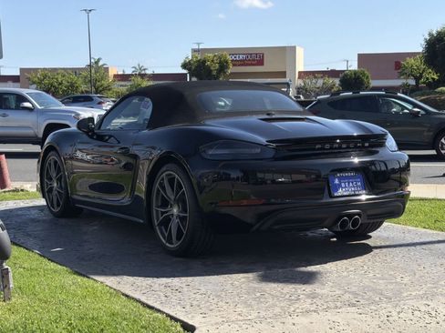 Used 2019 Porsche 718 Boxster image 4
