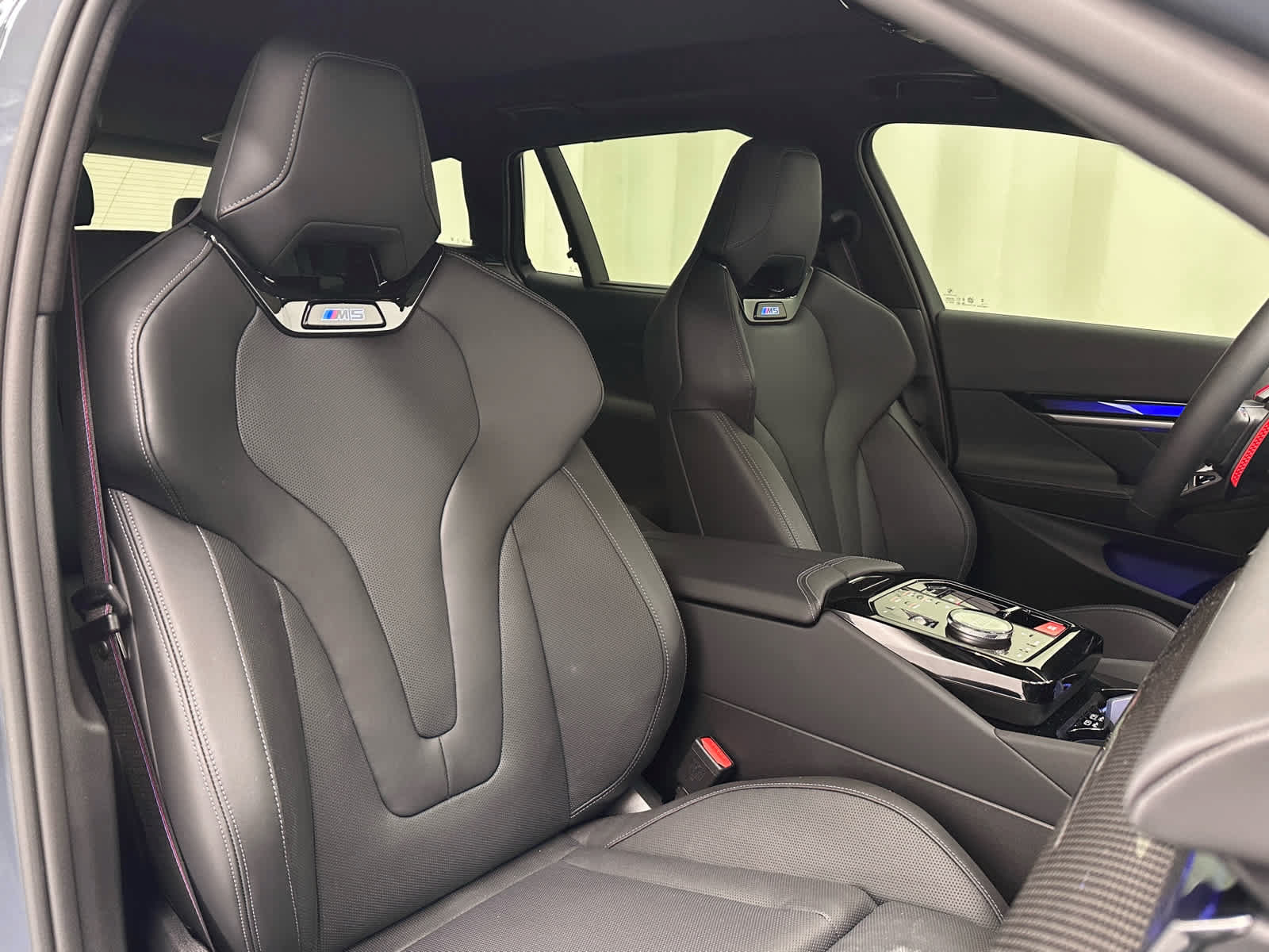 Used 2027 BMW M5 Touring AWD/4WD image 19