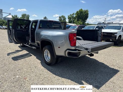Used 2025 Chevrolet Silverado 3500 High Country w/ High Country Premium Package AWD/4WD image 30