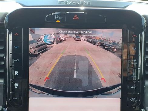 Used 2025 RAM 1500 Laramie image 9