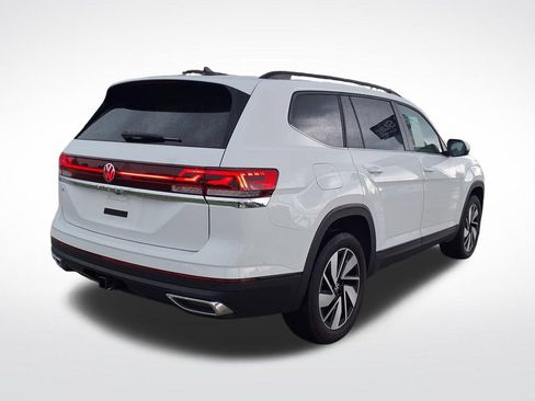 Used 2025 Volkswagen Atlas SE FWD image 8