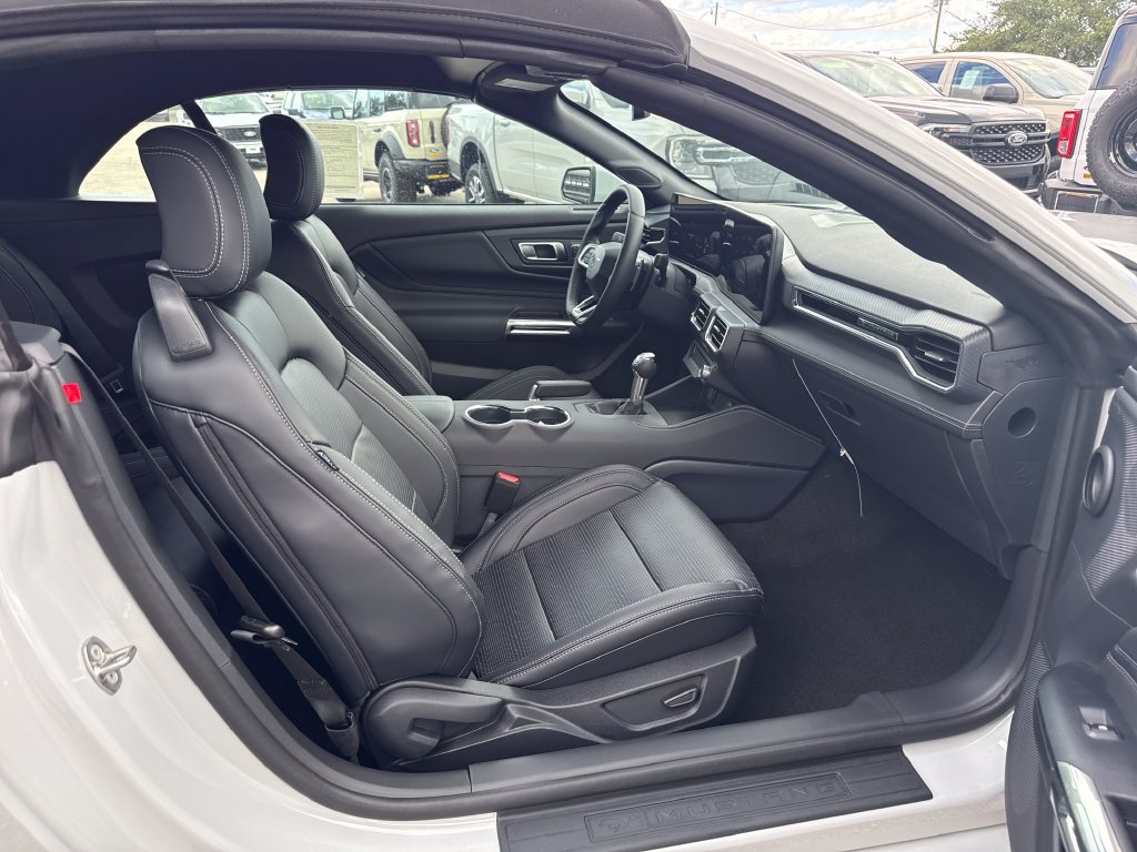 New 2026 Ford Mustang GT Premium w/ GT Performance Package RWD image 21