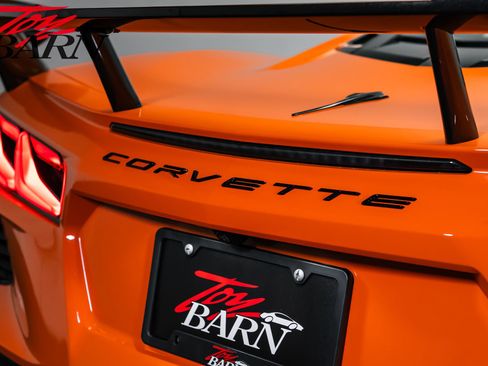 Used 2023 Chevrolet Corvette Stingray Preferred Cpe w/ Z51 Performance Package RWD image 21