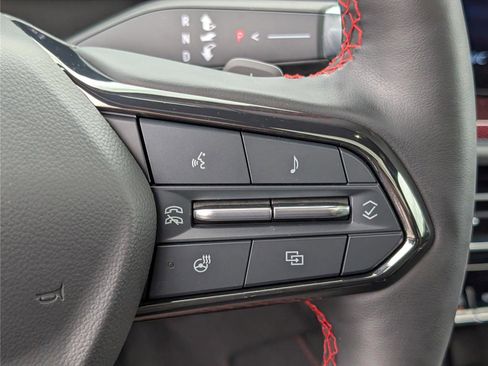 Used 2024 Chevrolet Traverse RS w/ LPO, Floor Liner Package image 28