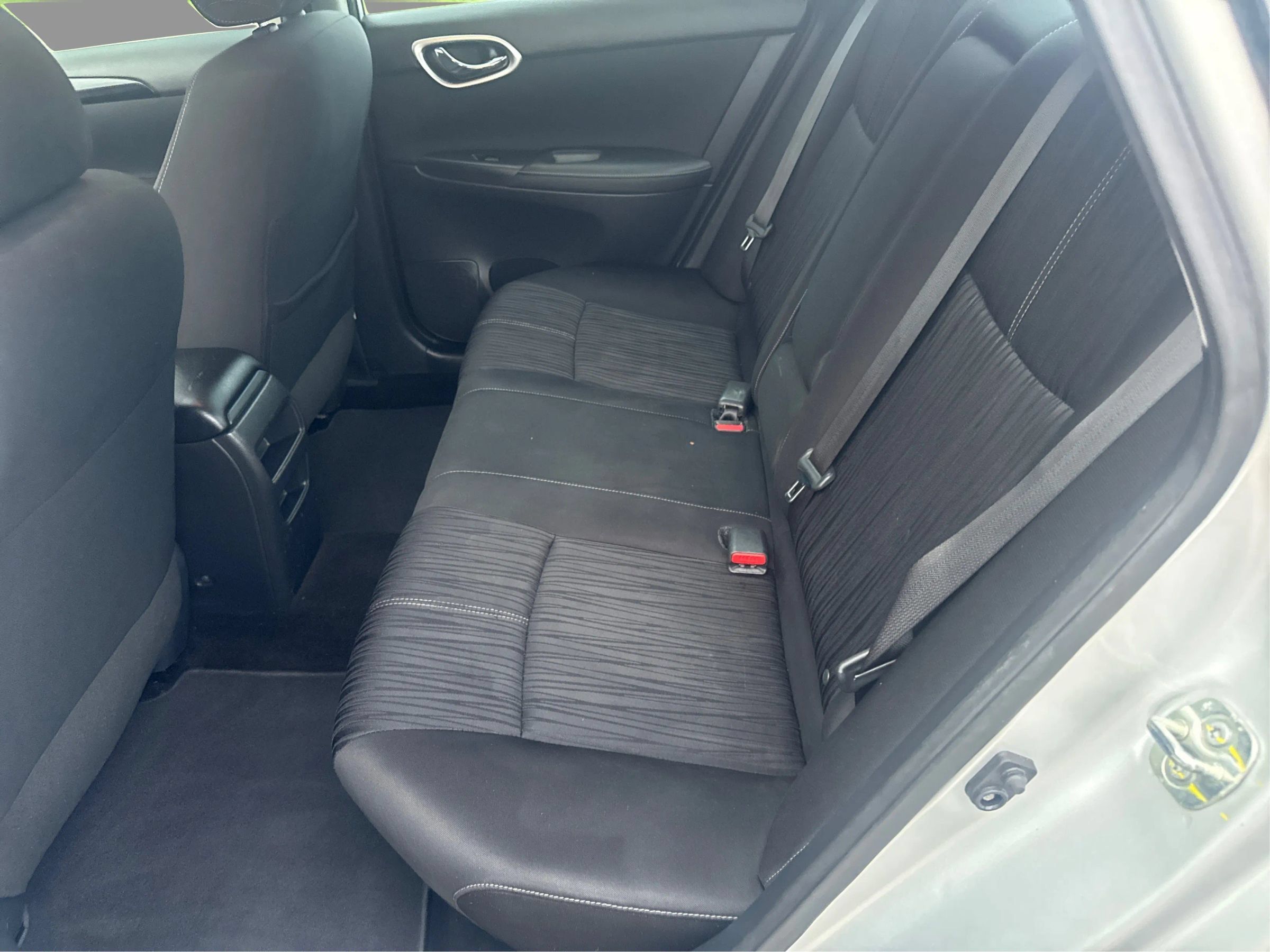 Used 2017 Nissan Sentra SV w/ Style Package FWD image 11