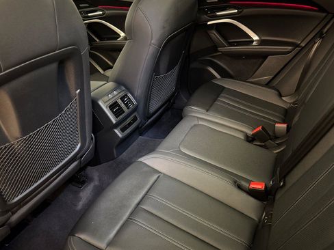 New 2025 Audi Q5 Premium Plus image 11