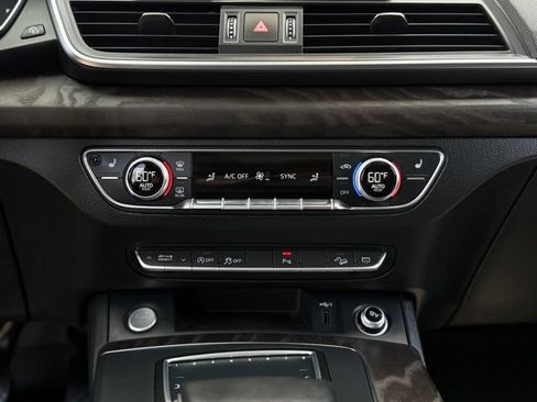 Used 2018 Audi Q5 2.0T Premium Plus w/ Premium Plus Package AWD/4WD image 23
