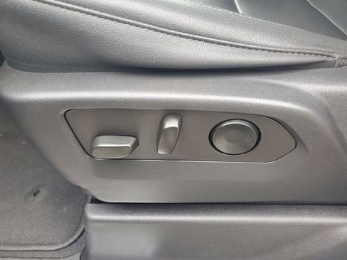 Certified 2022 GMC Sierra 1500 SLT w/ SLT Premium Plus Package image 18