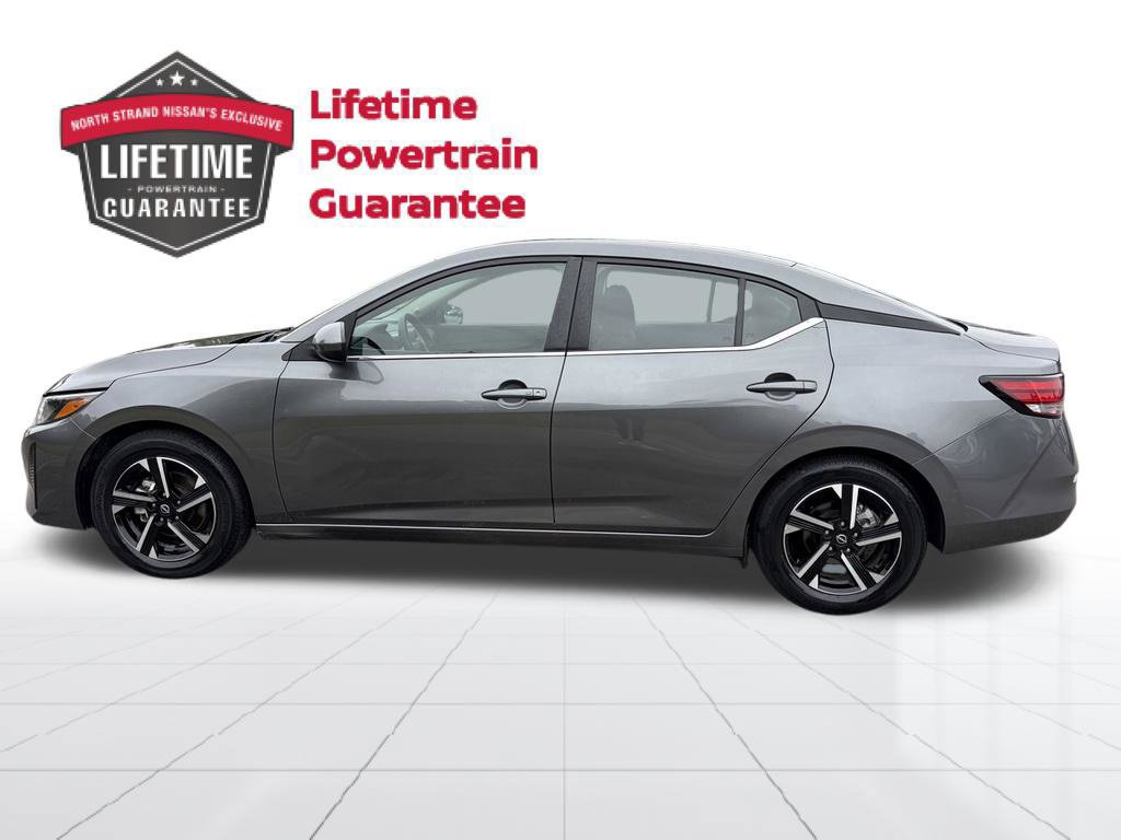 Used 2025 Nissan Sentra SV FWD image 2