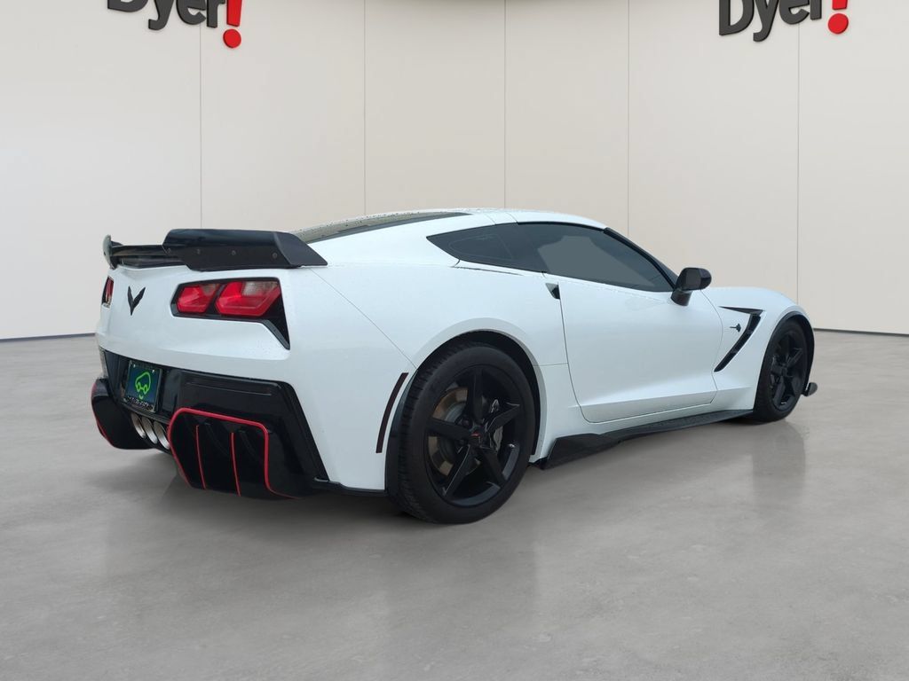 Certified 2015 Chevrolet Corvette Stingray Coupe RWD image 3