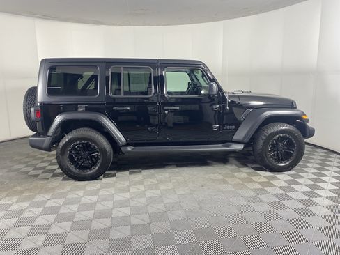 Used 2023 Jeep Wrangler Unlimited Sport AWD/4WD image 5