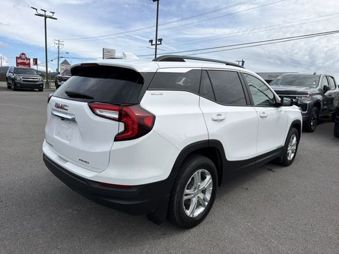 Certified 2024 GMC Terrain SLE w/ Driver Convenience Package AWD/4WD image 6