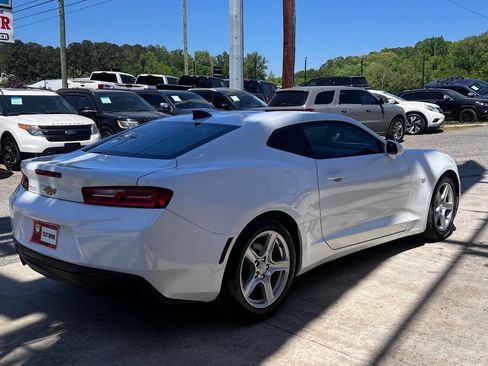 Used 2017 Chevrolet Camaro LT image 6