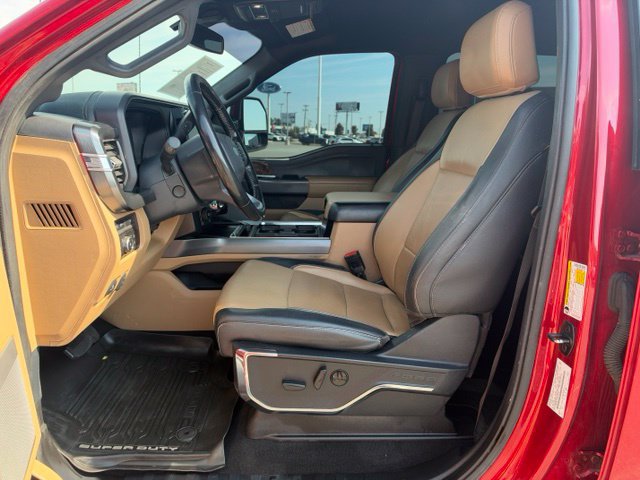 Used 2023 Ford F250 Lariat w/ FX4 Off-Road Package AWD/4WD image 5