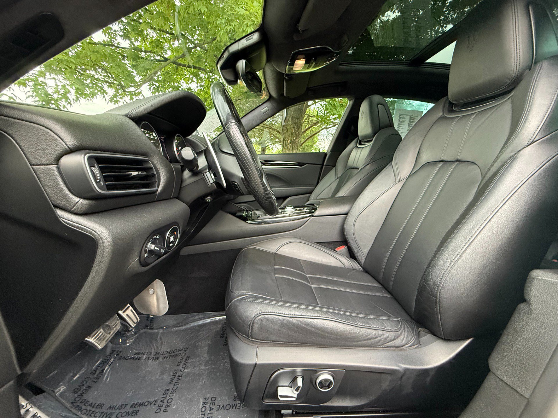 Used 2022 Maserati Levante Modena AWD/4WD image 25