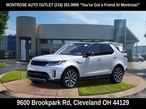 Used 2022 Land Rover Discovery HSE R-Dynamic AWD/4WD image 9